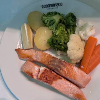 Lombo de Salmão Grelhado 