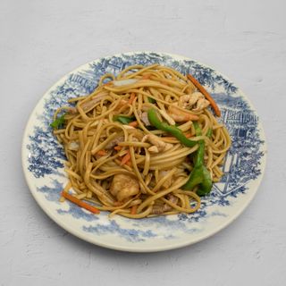 Tallarines Con Tres Delicias