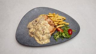 Piletina u sosu od šampinjona