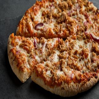 04. Pizza Tonno