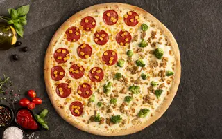 Pizza Pół na Pół Gigant