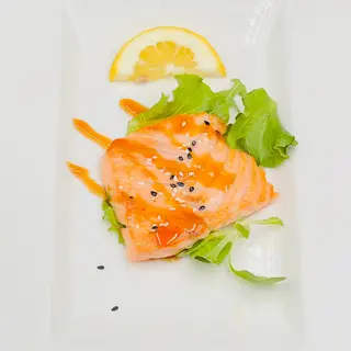 61. Sake teppanyaki