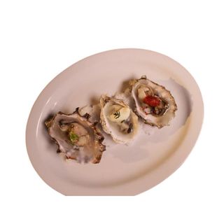 Oyster Bay's Trio Sea Food