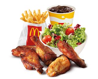 Pileća krilca Combo obrok