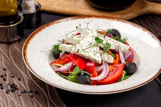 Salată grecească cu feta