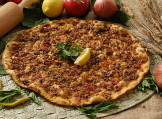 Pizza Turca Con Queso