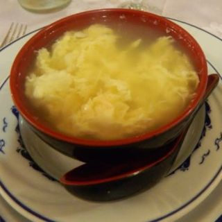 Sopa de Huevos Revueltos