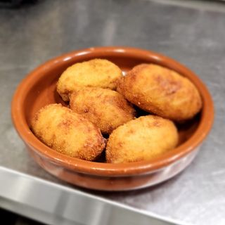 Ración De Croquetas De Jamón