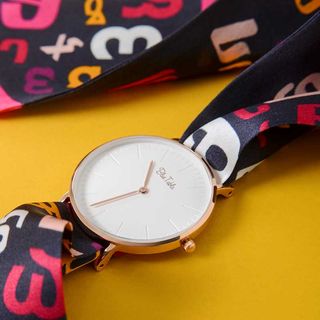 შარფი საათი - ანბანი ვარდისფერი