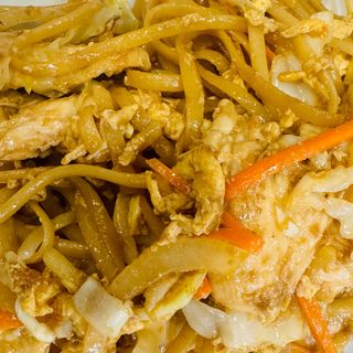 73. Tallarines Anchos Fritos