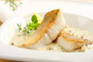 Судак под сливочным соусом (250 г)
