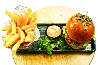 BonAppetit Burger
