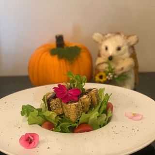 Салат з хрустким лососем