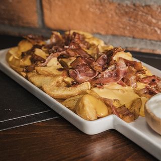 Cheezy bacon fries