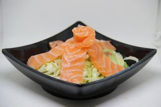 115 Insalata con salmone