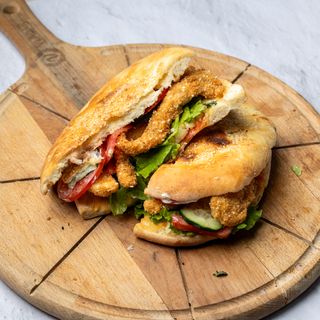 Pileći štapići u lepinji