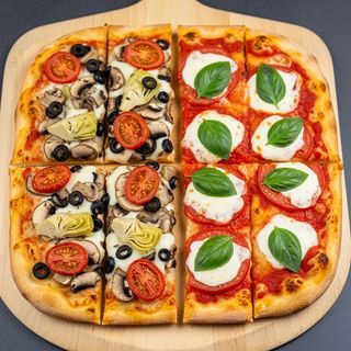 Mezza pala gusto 4 stagioni & mezza pala gusto Margherita