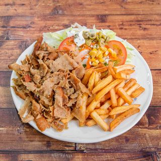 37. Plato grande verduras carne y patata o arroz