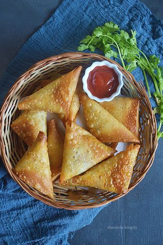 Samosa con pollo 4 pezzi