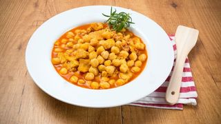 Callos Con Garbanzos