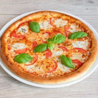 Pizza Caprese