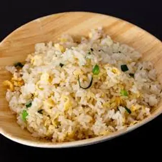 Arroz frito con huevo