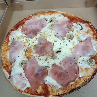 Proscuito fungui (33 cm.)