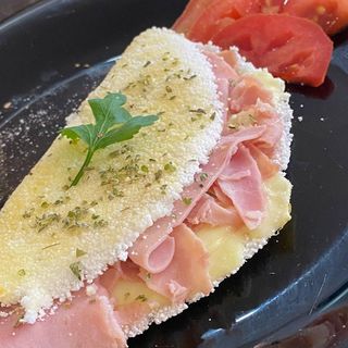 Tapioca de Queijo e Fiambre