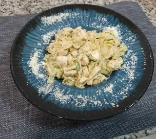 Pasta sa piletinom