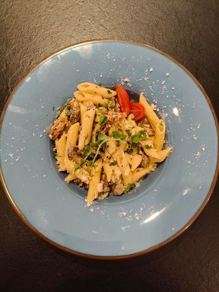 Penne pollo carbonara