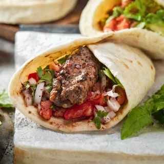 Arrotolato kofta spiedino