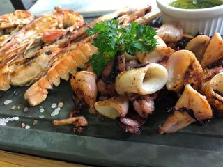 Mix fructe de mare la grătar