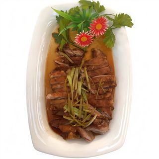 600. Pato Asado En Salsa Especial De La Casa