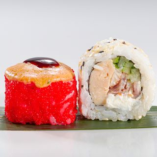 Запечений рол з вугрем (260г)