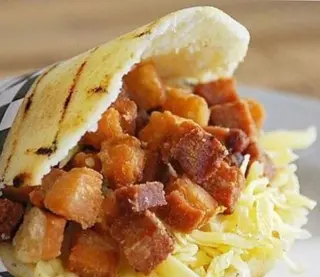 Arepa Con Chicharrón (1 Ud.)