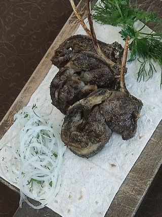 Шашлик з каре баранини (порція 300г)