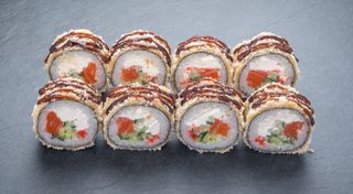 Рол Футомакі темпура з лососем