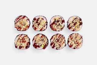 Футо рол Вугор