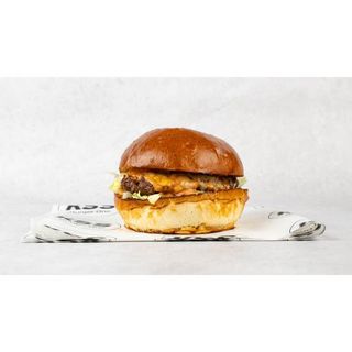 KSS Cheese mf burger s pomfritom