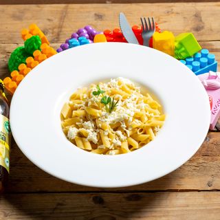 Mini  Penne cu branza rasa 150 gr