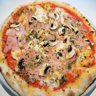 Pizza Funghi
