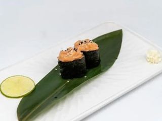 202.Gunkan spicy sake 2 pezzi