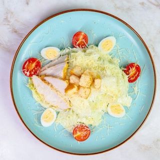 Салат "Цезарь" с курицей