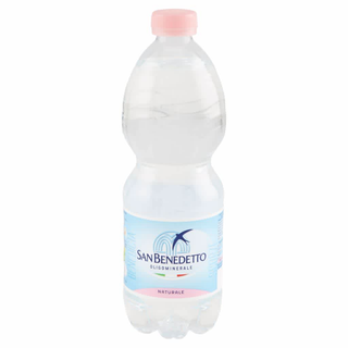 Acqua naturale