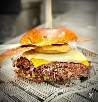 Burger Lion Lujuria