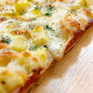 Patate e mozzarella piccanti