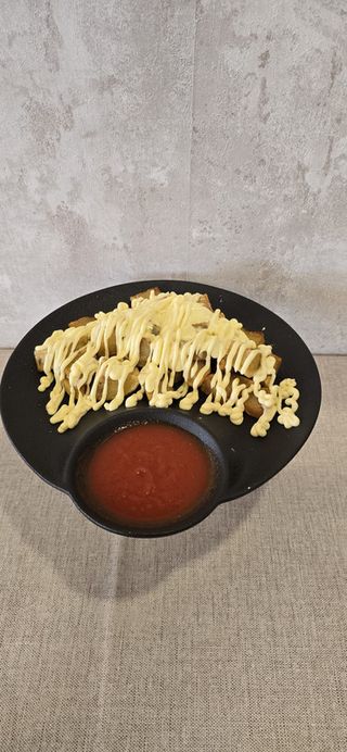 Patatas Bravas Con Salsa Casera