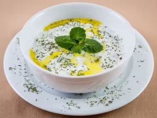 Salata tzaziki