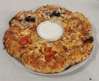 Sourdough Sharing Pizza Fiore Grande 3u1