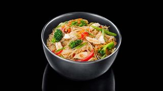 Локшина рисова з куркою